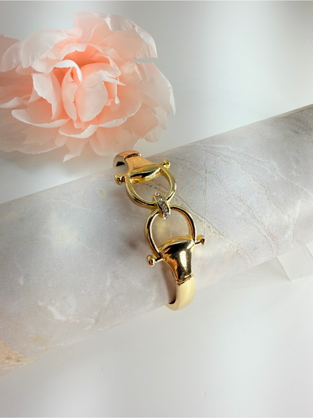 Gold Horsebit-Link Bracelet for Women
